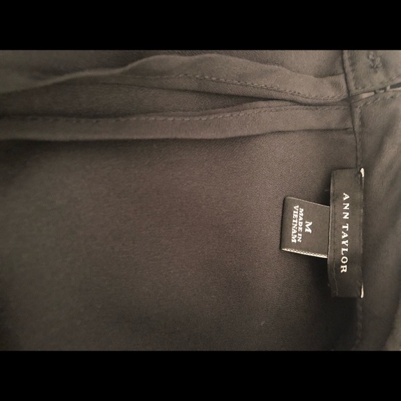 Ann Taylor blouse - Picture 7 of 8